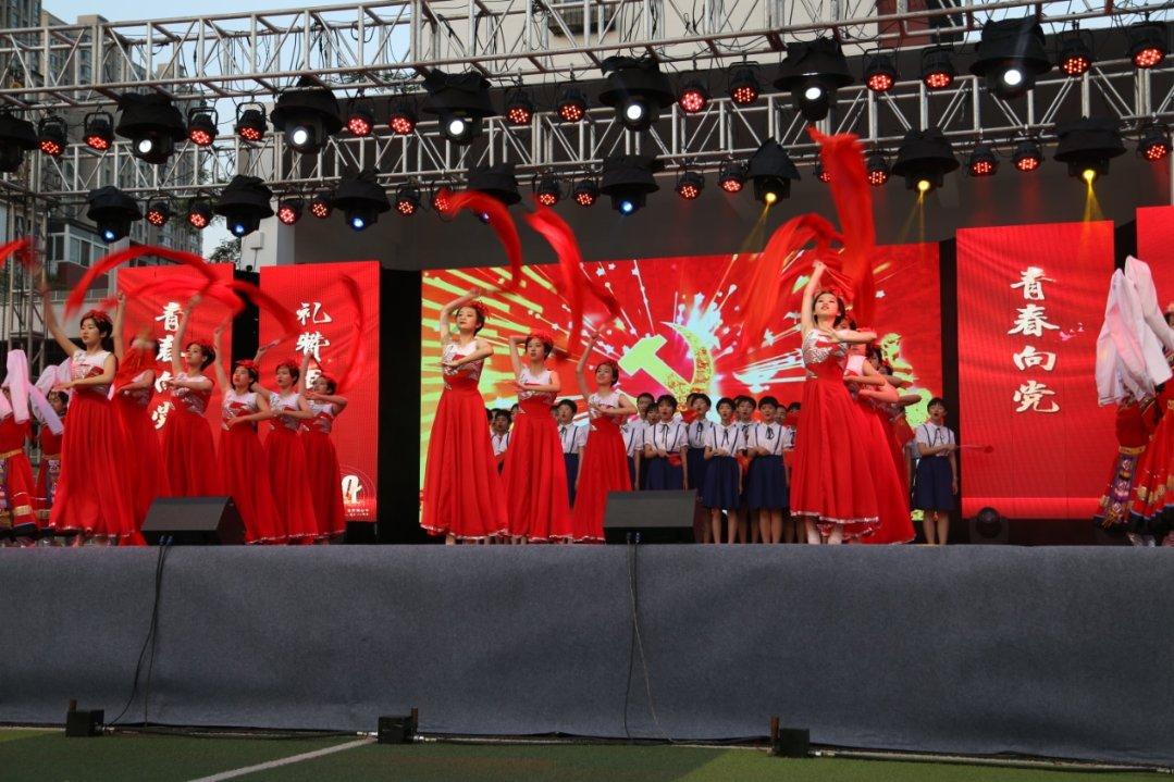 读如图回答24~26题.下列有关美国的说法正确的是( )A.美国的土著居民是英国人B.美国本土位于北寒-快捷高效的有问必答平台